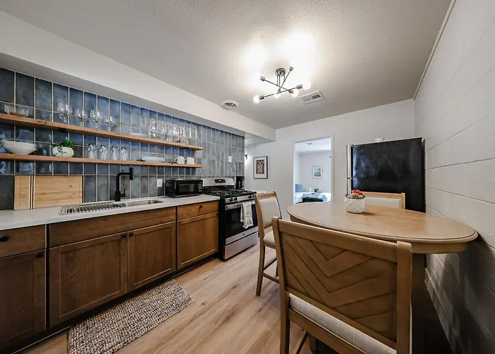 Apartment #10 Desert Bloom Escape Value 2br Midtown Phx Phoenix