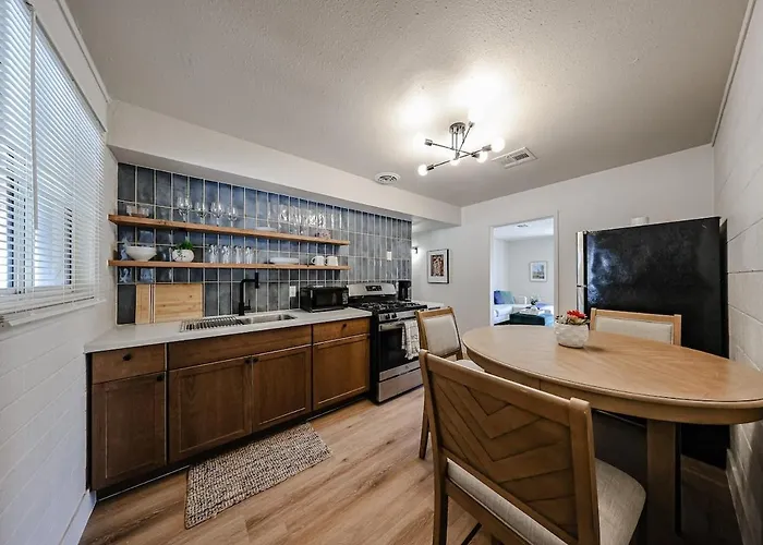 #10 Desert Bloom Escape Value 2br Midtown Phx Phoenix
